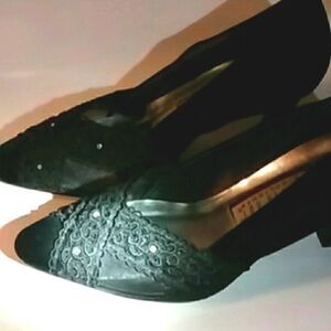 Heels by Steppin' Out